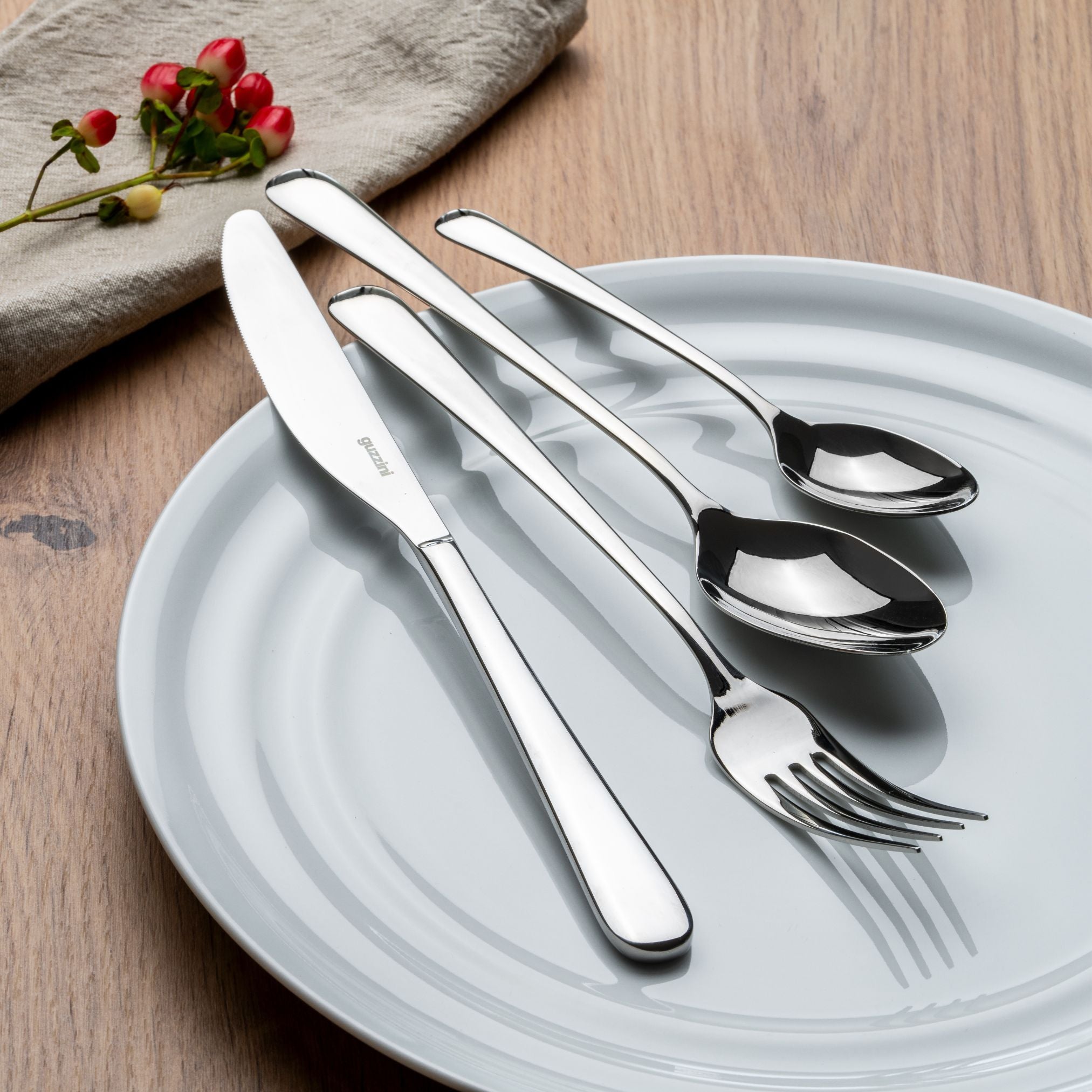 24-PIECE CUTLERY SET "ZELDA"